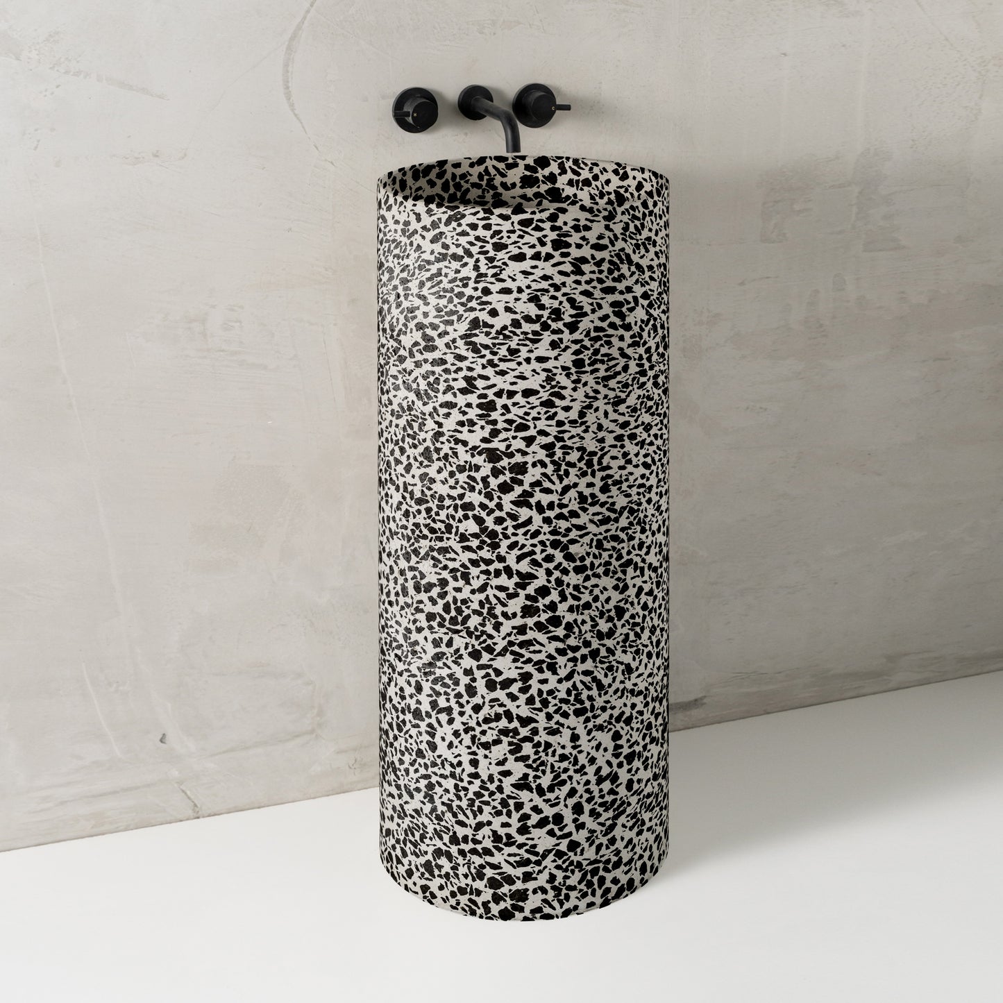 Nina, Black on White Terrazzo
