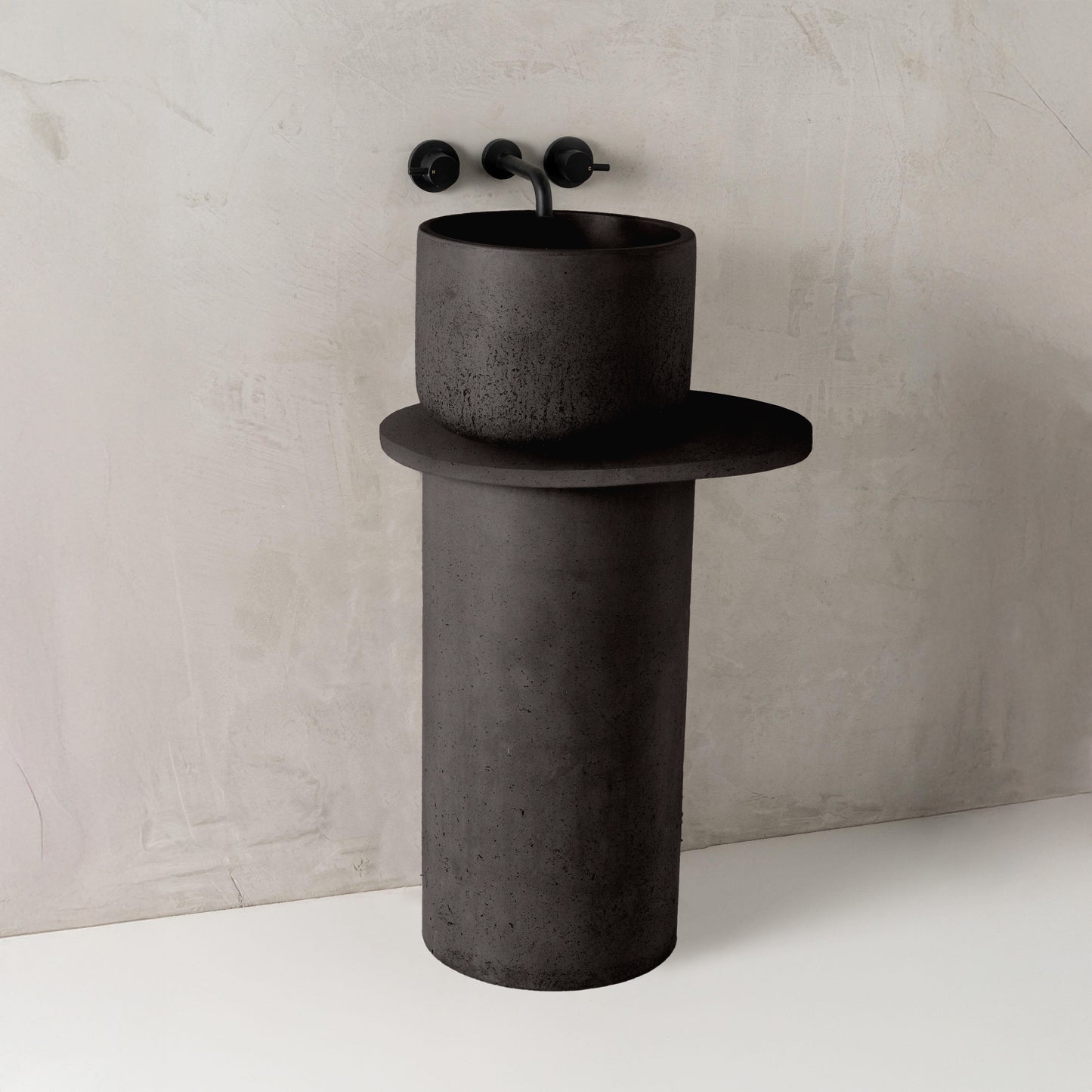 Dani concrete basin, Soot