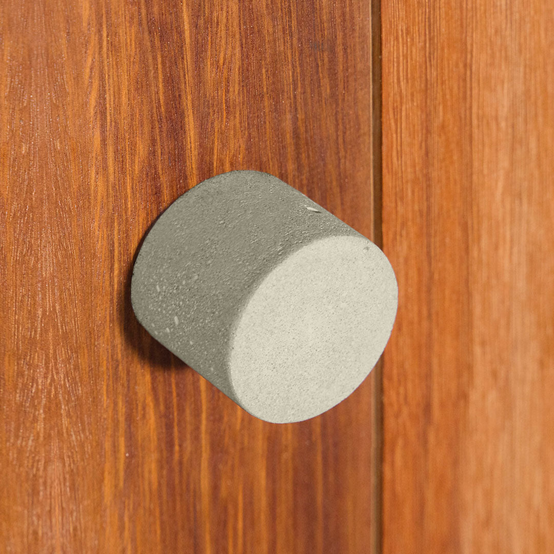 Form-s Borlotti Handle, Cylinder Shape