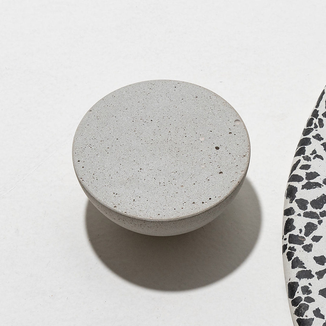 Form-s Mezza alongside terrazzo