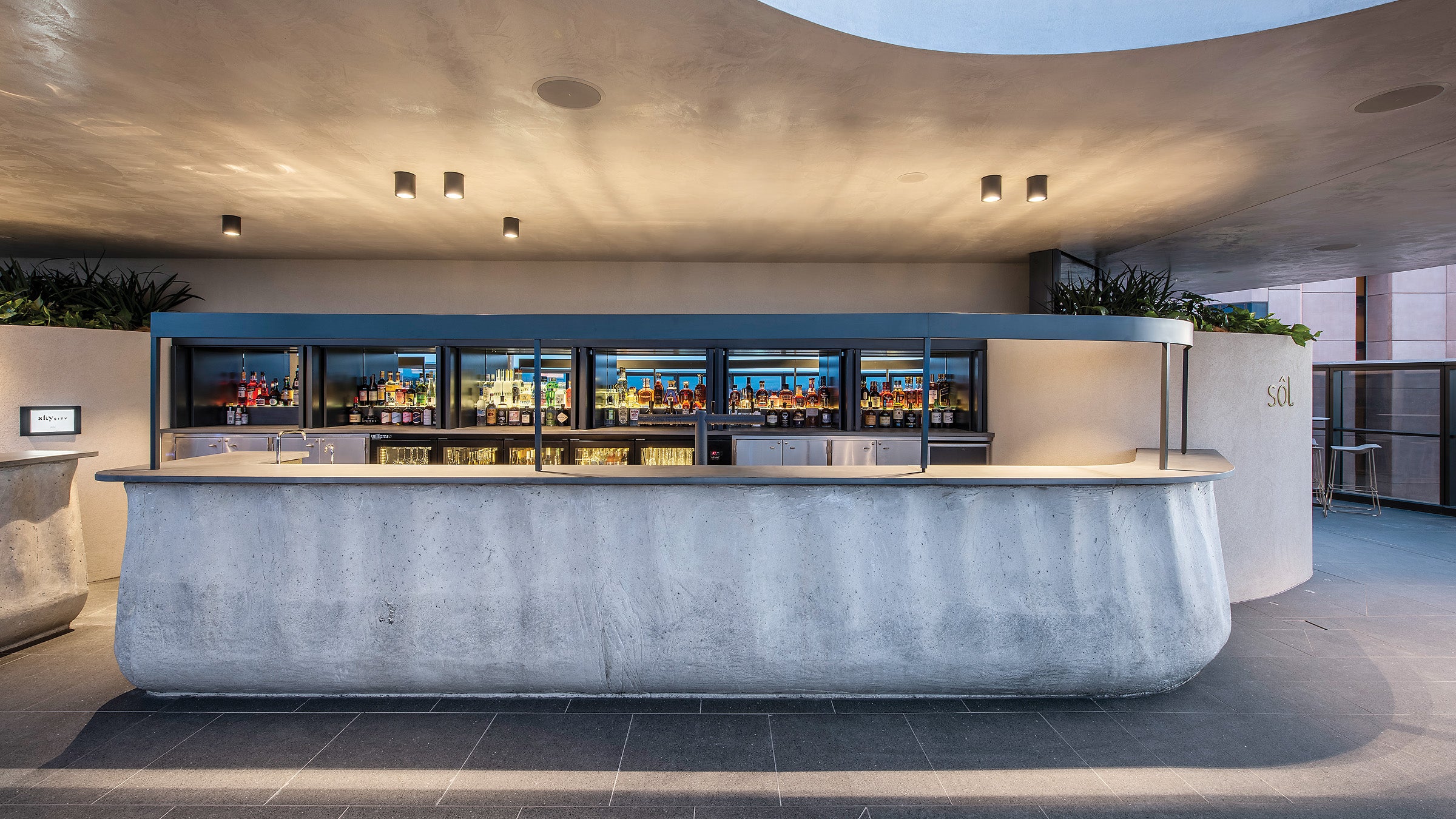 Form-s concrete, Sky City Bar